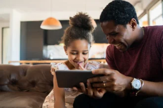 Fatherhood and Technology: Navigating the Digital World with Kids